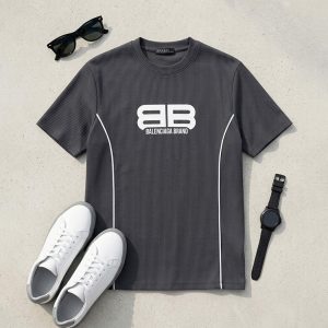 تیشرت Balenciaga یقه گرد مردانه طوسی طرح دار مدل 49754